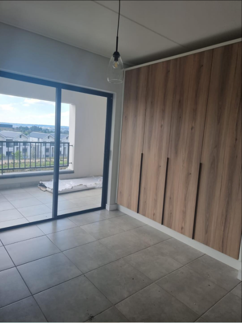 To Let 1 Bedroom Property for Rent in Waterfall Gauteng
