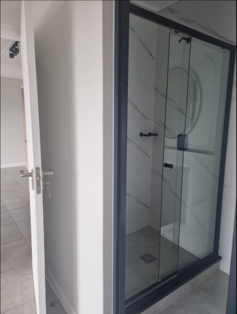 To Let 1 Bedroom Property for Rent in Waterfall Gauteng