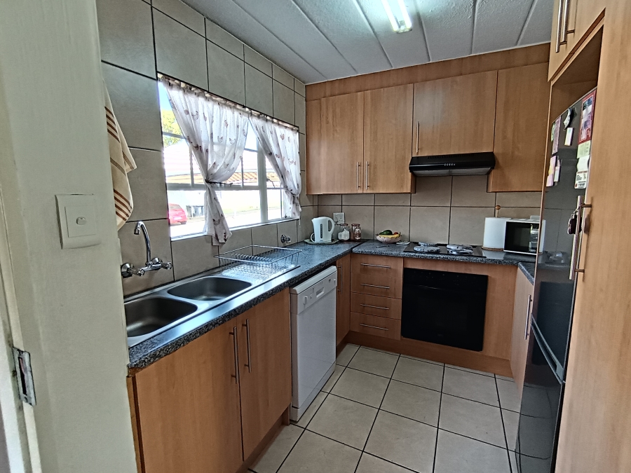 2 Bedroom Property for Sale in Meyersdal Gauteng