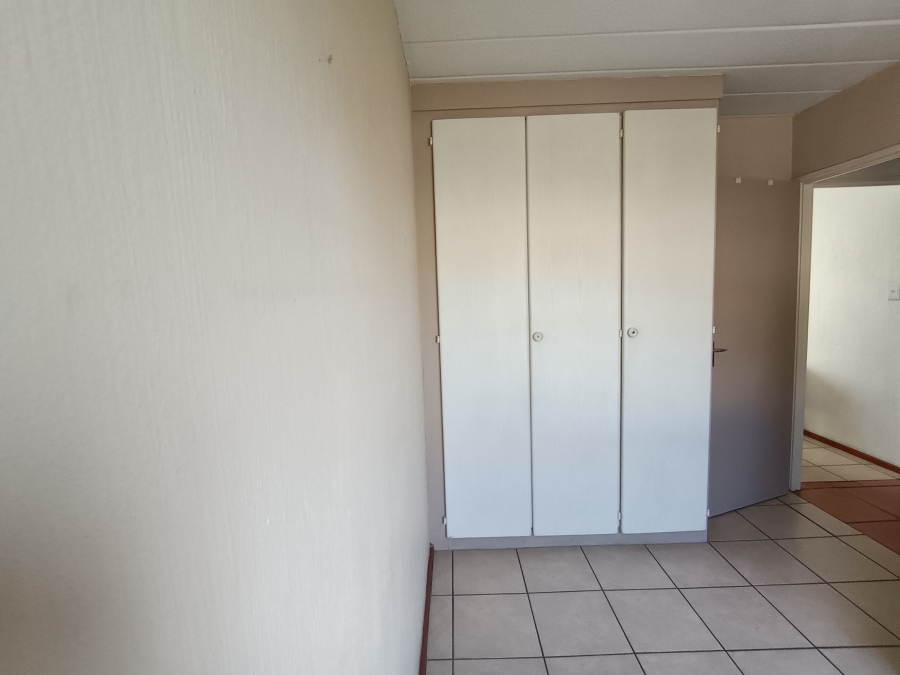 2 Bedroom Property for Sale in Meyersdal Gauteng