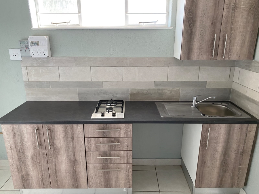 9 Bedroom Property for Sale in Linden Gauteng