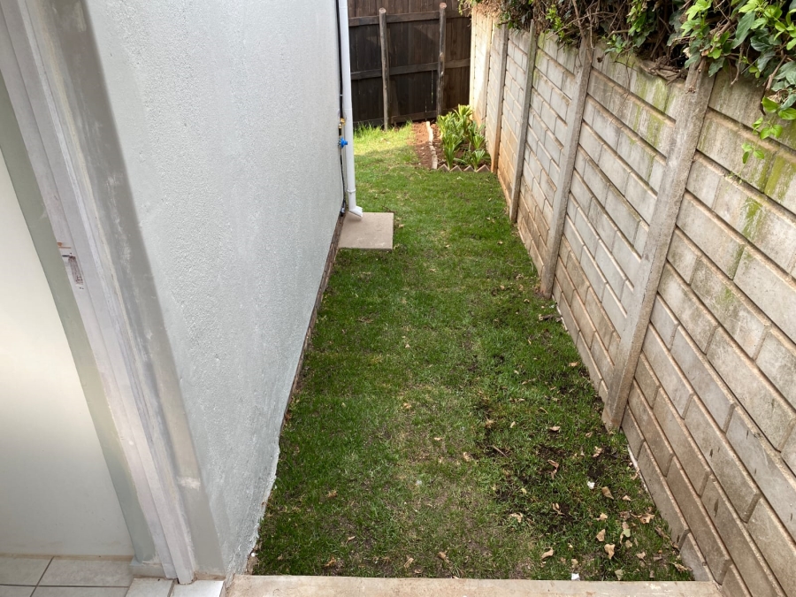 9 Bedroom Property for Sale in Linden Gauteng