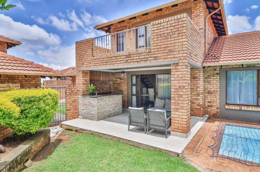 3 Bedroom Property for Sale in Meyersdal Gauteng