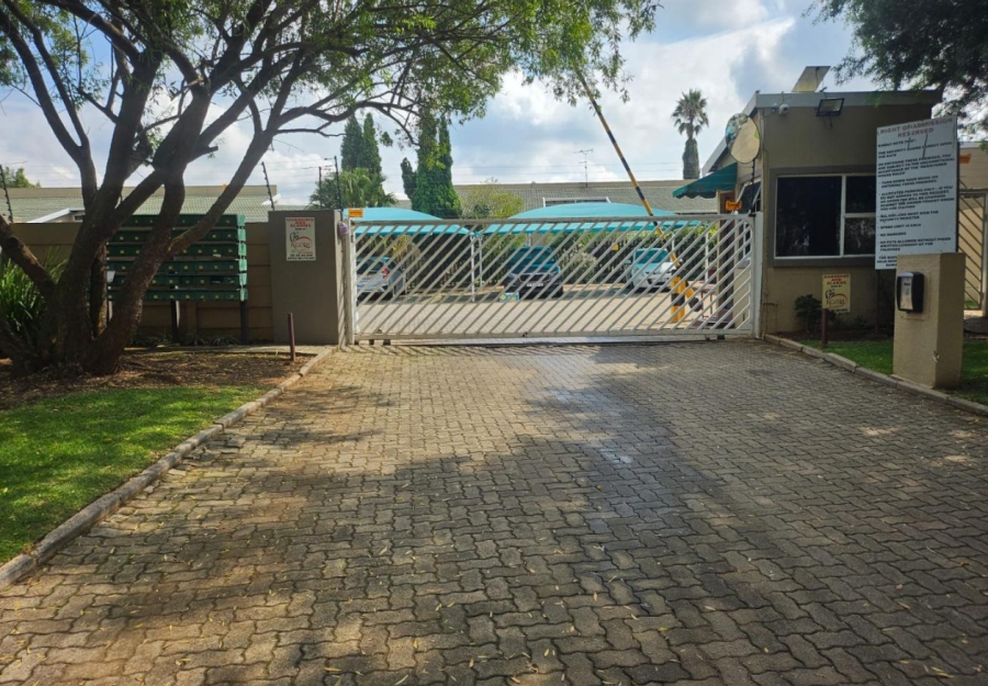 2 Bedroom Property for Sale in Meyersdal Gauteng