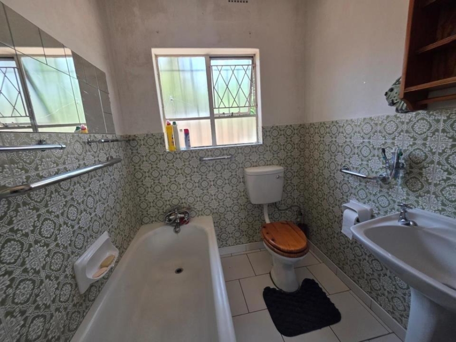 3 Bedroom Property for Sale in Freeway Park Gauteng