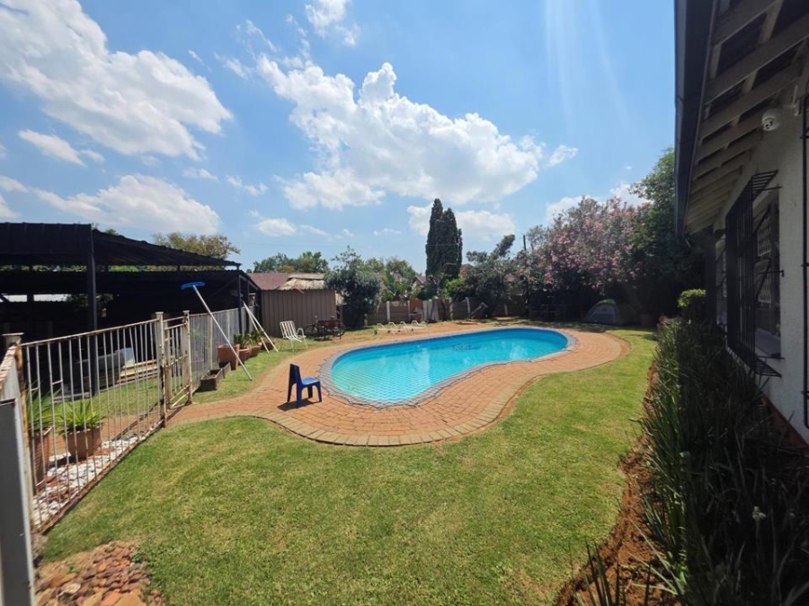 3 Bedroom Property for Sale in Freeway Park Gauteng