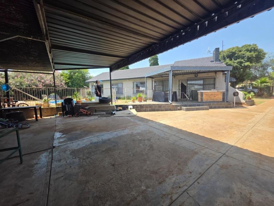 3 Bedroom Property for Sale in Freeway Park Gauteng