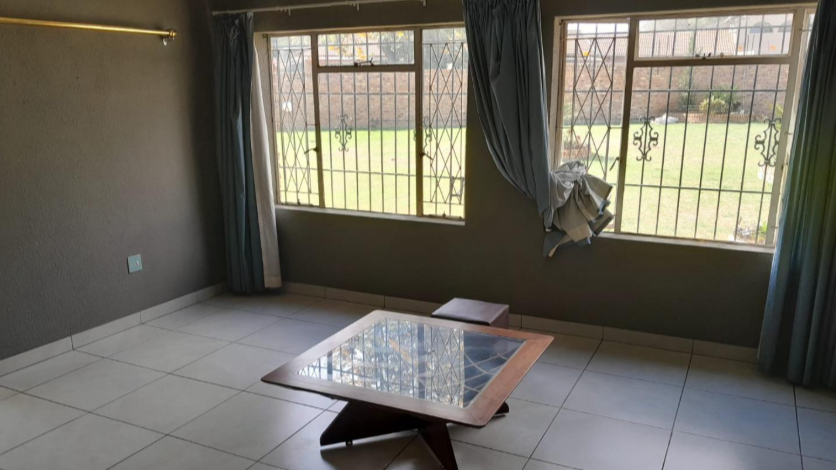 3 Bedroom Property for Sale in Brackenhurst Gauteng