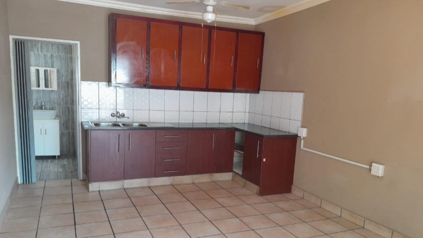 3 Bedroom Property for Sale in Brackenhurst Gauteng