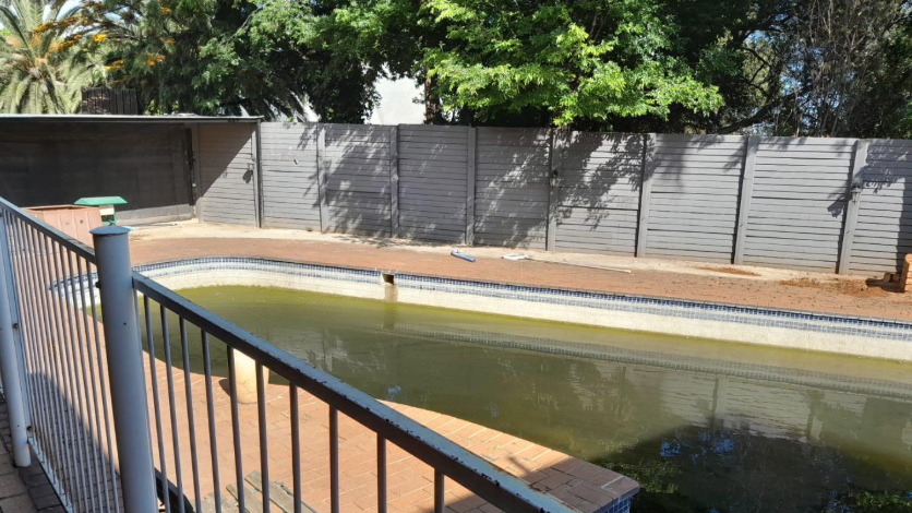 3 Bedroom Property for Sale in Brackenhurst Gauteng