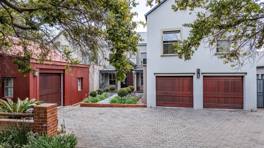 4 Bedroom Property for Sale in Southdowns Estate Gauteng