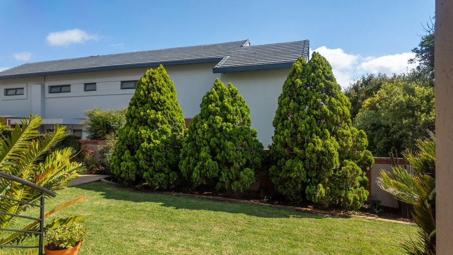 4 Bedroom Property for Sale in Rietvlei Heights Country Estate Gauteng