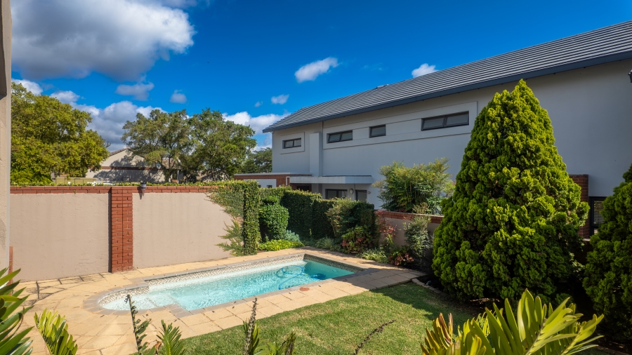 4 Bedroom Property for Sale in Rietvlei Heights Country Estate Gauteng