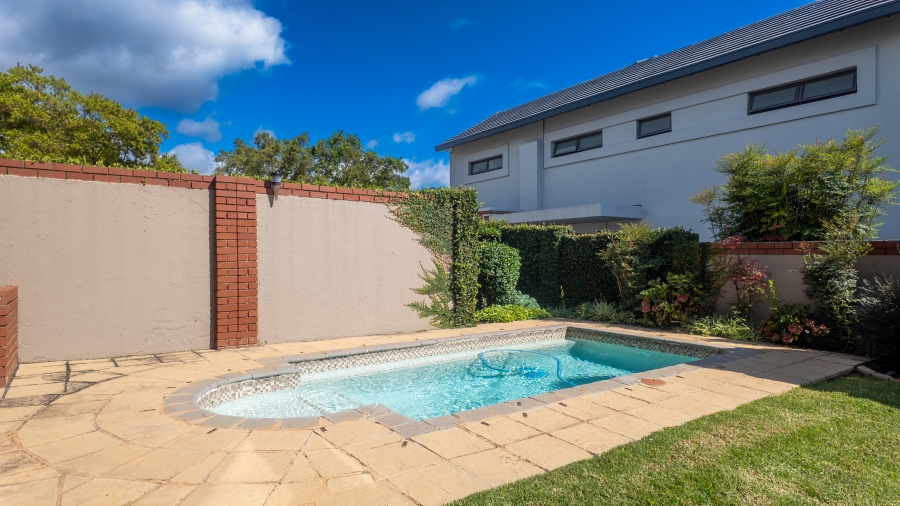 4 Bedroom Property for Sale in Rietvlei Heights Country Estate Gauteng