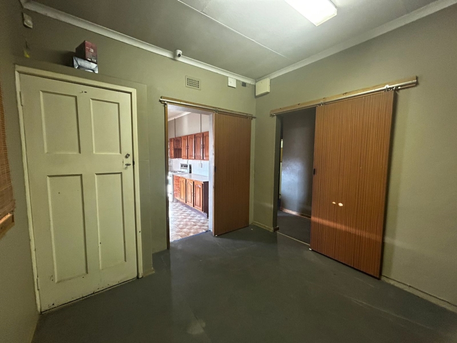 To Let commercial Property for Rent in Villieria Gauteng