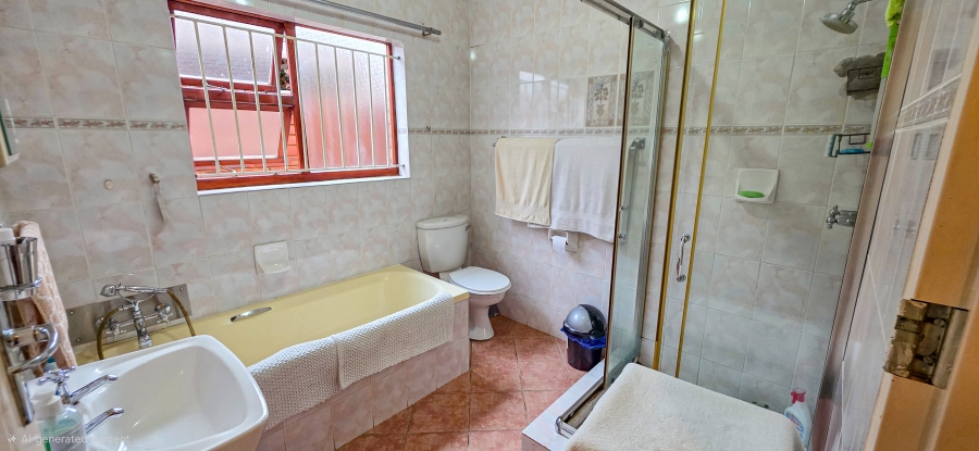 2 Bedroom Property for Sale in Montana Park Gauteng