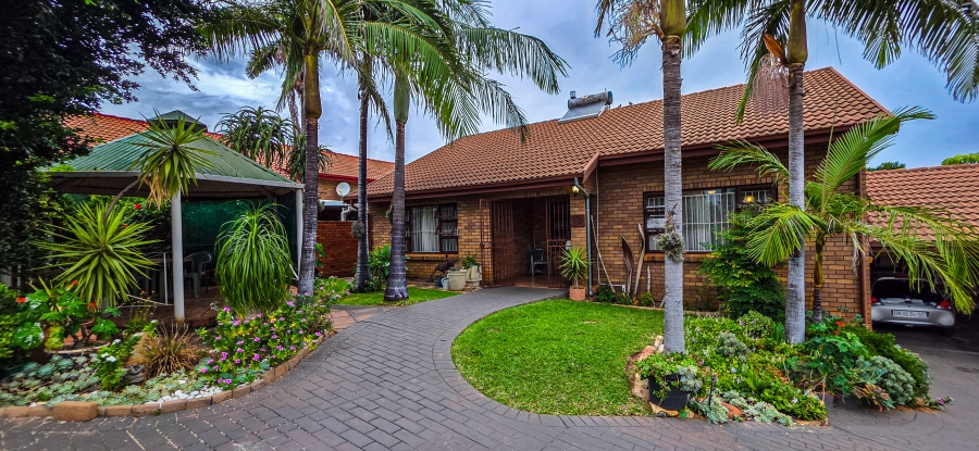 2 Bedroom Property for Sale in Montana Park Gauteng