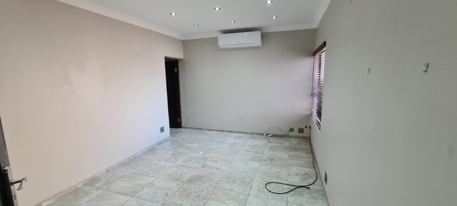 To Let commercial Property for Rent in Eldoraigne Gauteng