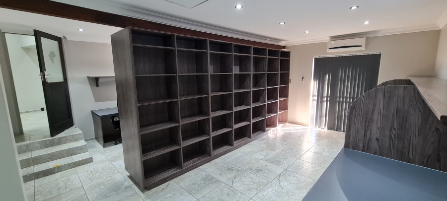 To Let commercial Property for Rent in Eldoraigne Gauteng