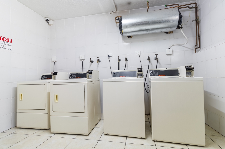 1 Bedroom Property for Sale in Ferndale Gauteng