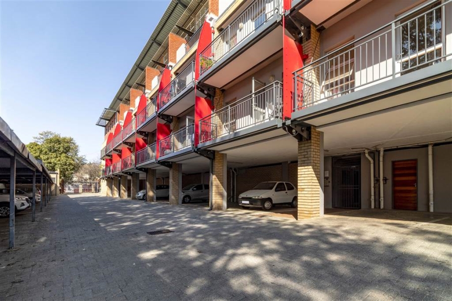 1 Bedroom Property for Sale in Ferndale Gauteng