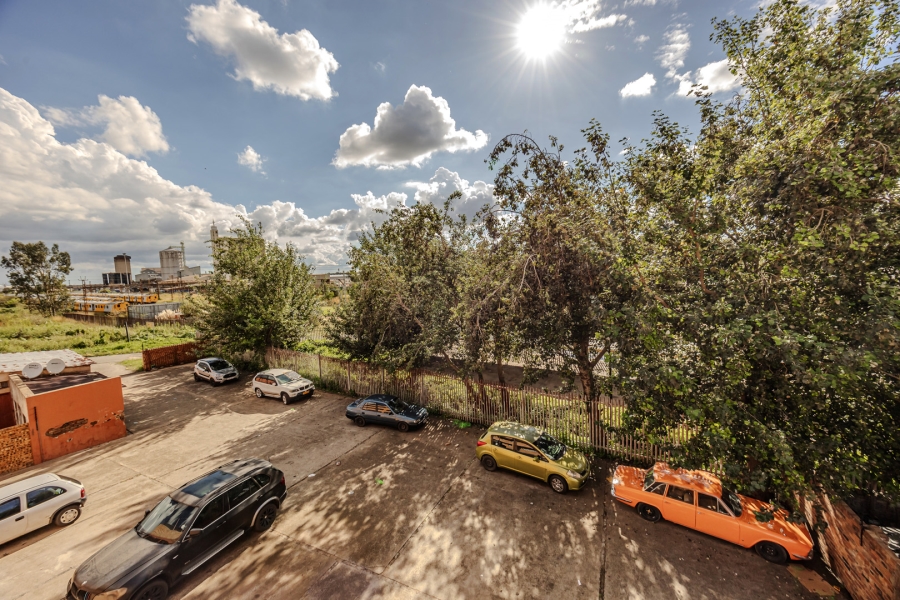 1 Bedroom Property for Sale in Randfontein Central Gauteng