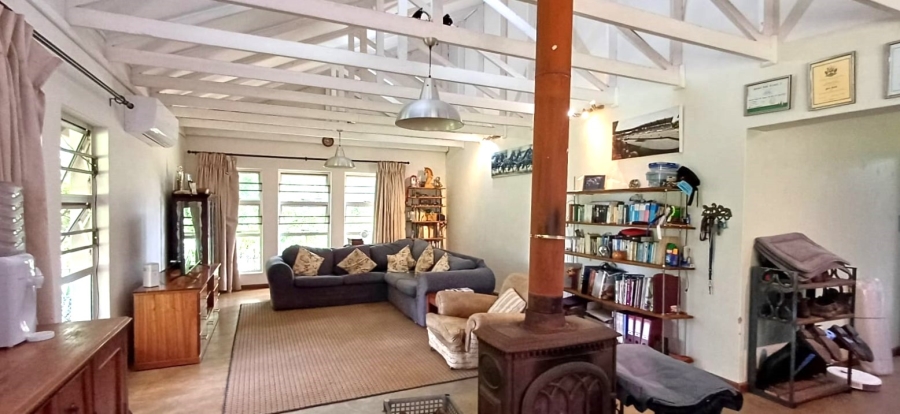 5 Bedroom Property for Sale in Bashewa A H Gauteng