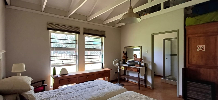 5 Bedroom Property for Sale in Bashewa A H Gauteng