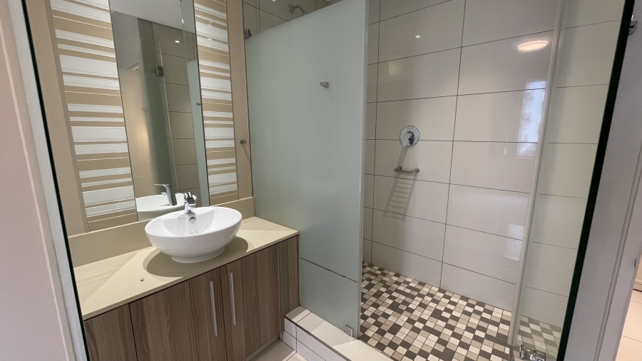 To Let 2 Bedroom Property for Rent in Rosebank Gauteng