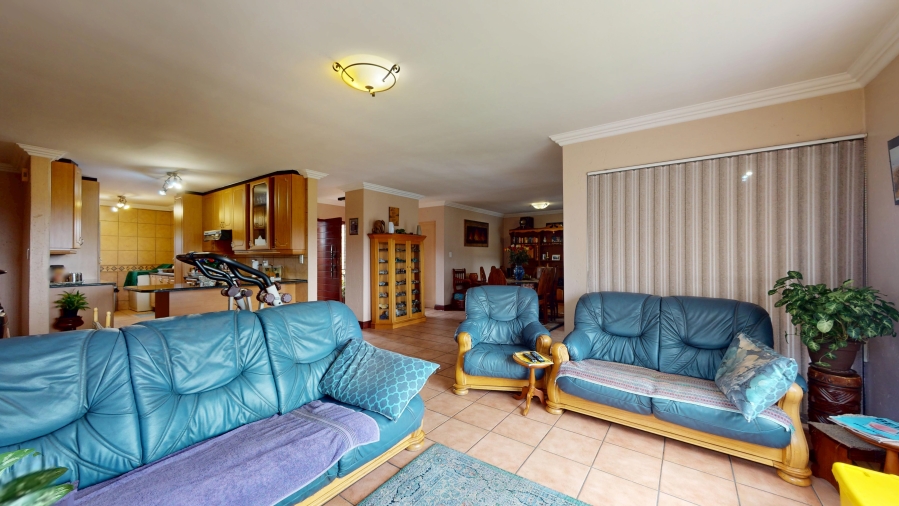 3 Bedroom Property for Sale in Dayanglen Gauteng