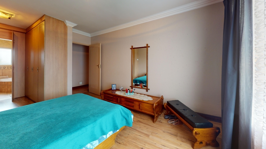 3 Bedroom Property for Sale in Dayanglen Gauteng