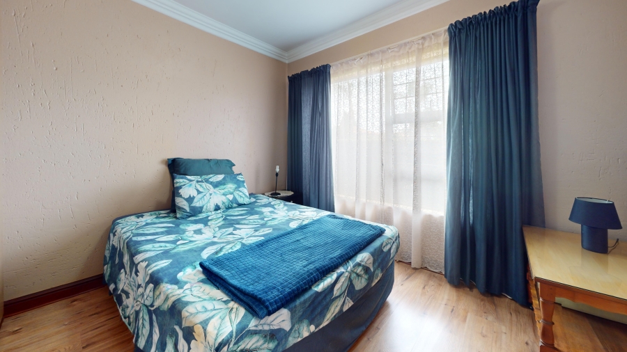 3 Bedroom Property for Sale in Dayanglen Gauteng