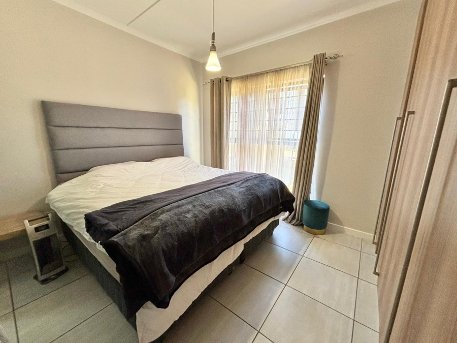 To Let 3 Bedroom Property for Rent in Waterfall Gauteng
