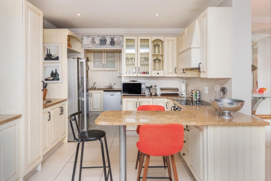 3 Bedroom Property for Sale in Marais Steyn Park Gauteng