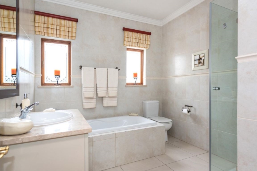 3 Bedroom Property for Sale in Marais Steyn Park Gauteng