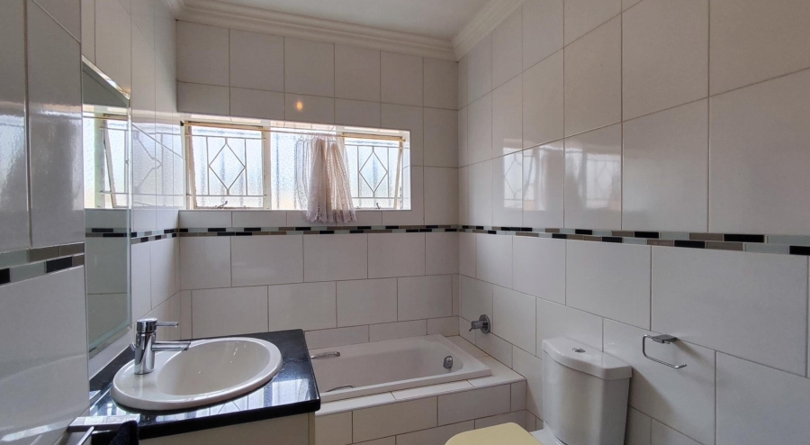 4 Bedroom Property for Sale in Primrose Gauteng