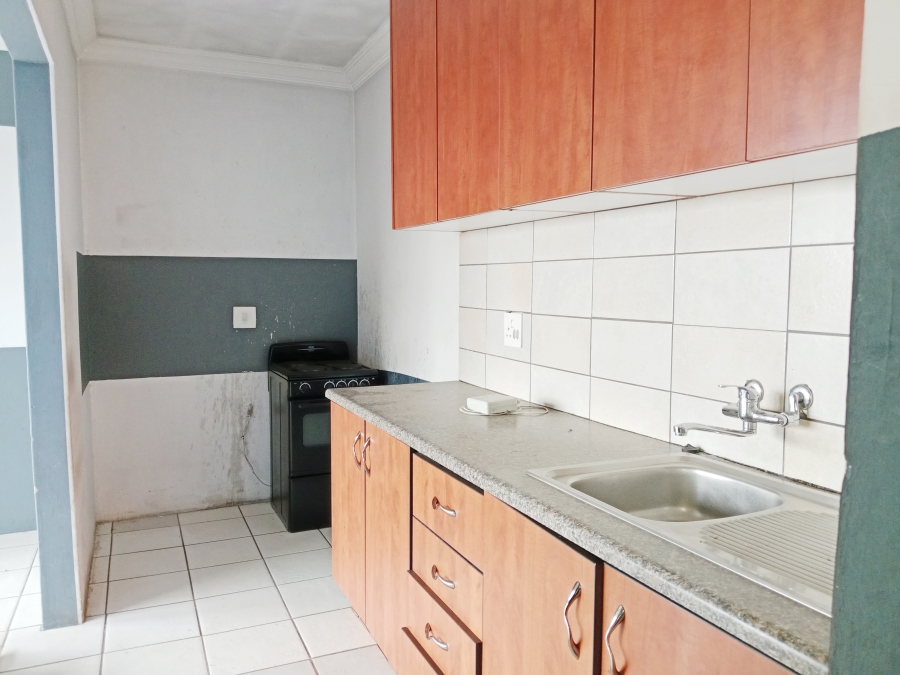 1 Bedroom Property for Sale in Vosloorus Ext 16 Gauteng