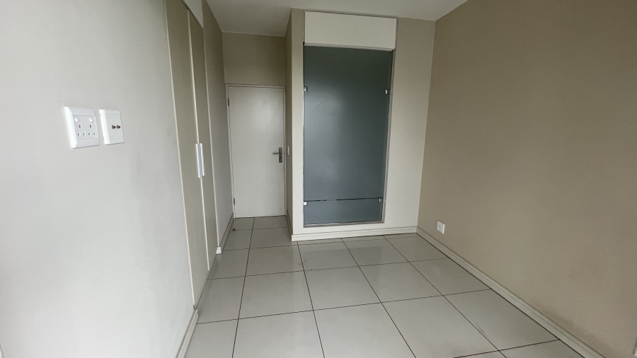 To Let 2 Bedroom Property for Rent in Rosebank Gauteng