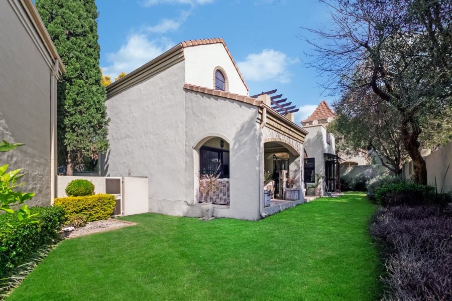 To Let 3 Bedroom Property for Rent in Lonehill Gauteng