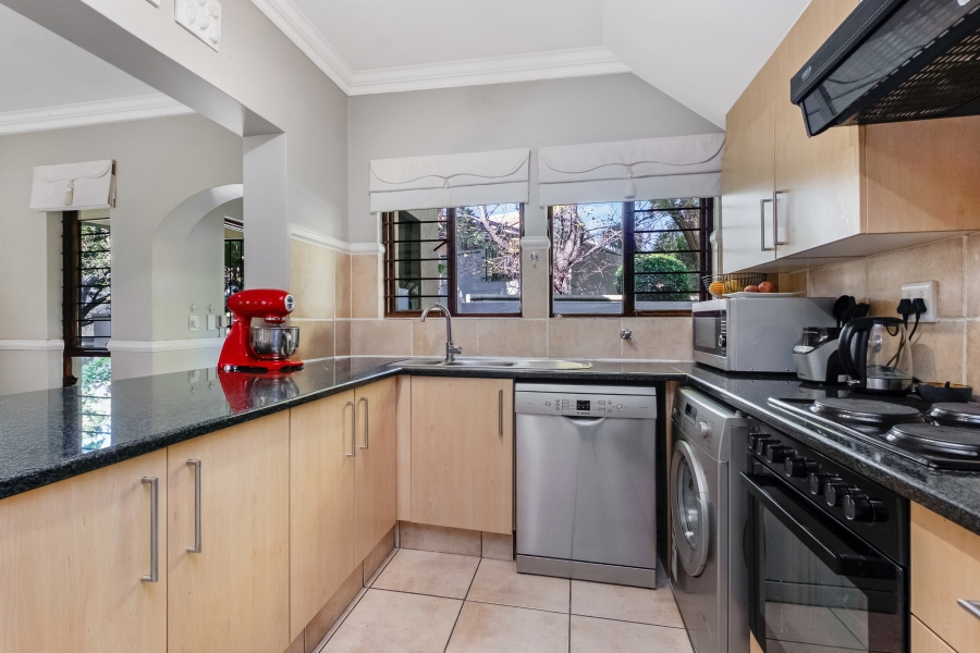 To Let 3 Bedroom Property for Rent in Lonehill Gauteng