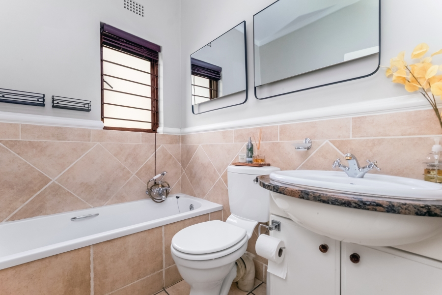 To Let 3 Bedroom Property for Rent in Lonehill Gauteng