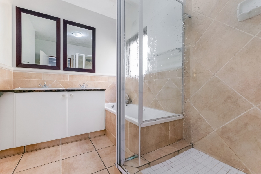 To Let 3 Bedroom Property for Rent in Lonehill Gauteng