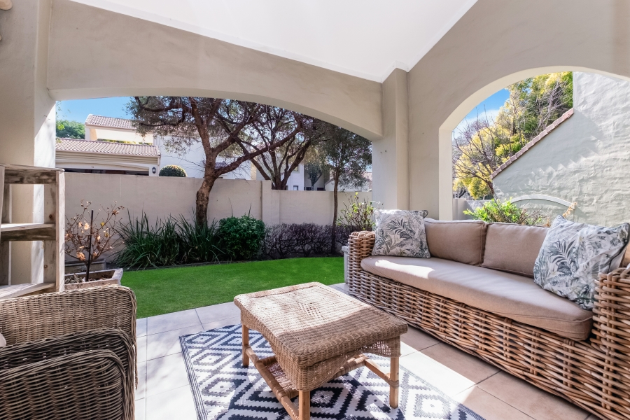 To Let 3 Bedroom Property for Rent in Lonehill Gauteng