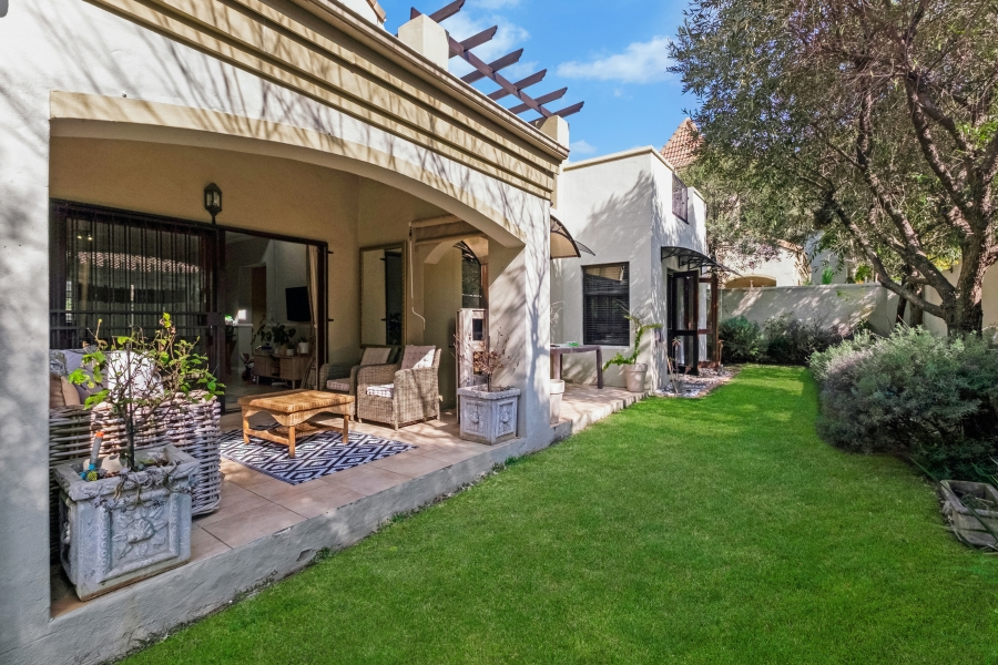 To Let 3 Bedroom Property for Rent in Lonehill Gauteng