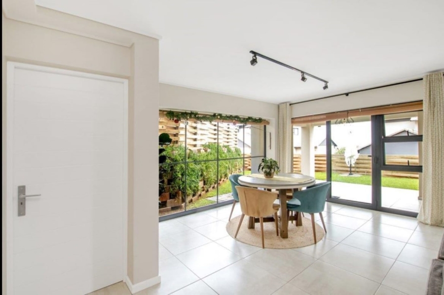 3 Bedroom Property for Sale in Amorosa Gauteng