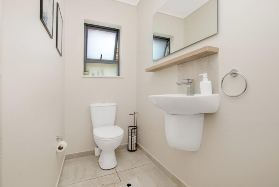 3 Bedroom Property for Sale in Amorosa Gauteng