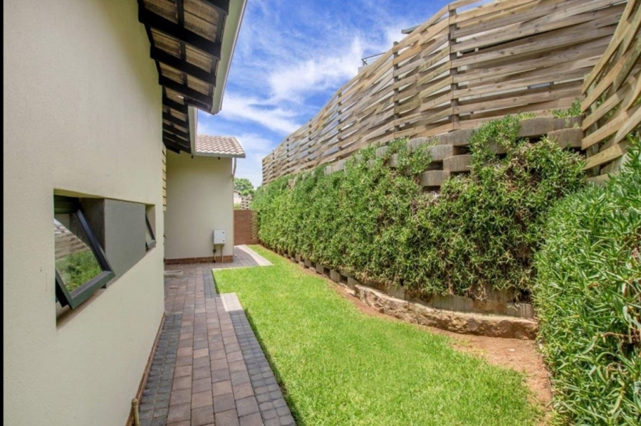 3 Bedroom Property for Sale in Amorosa Gauteng