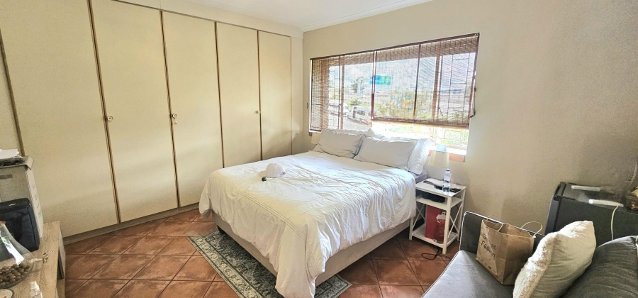 2 Bedroom Property for Sale in Garsfontein Gauteng
