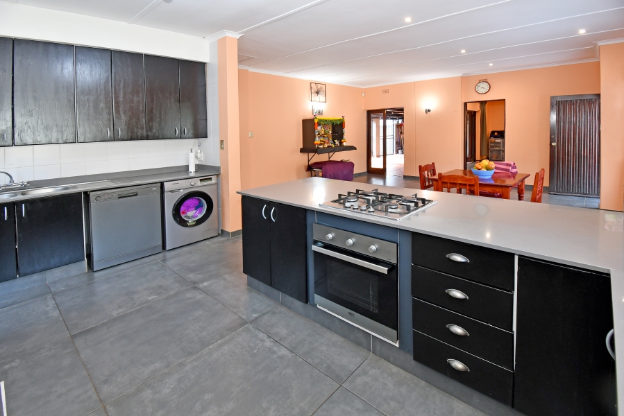 3 Bedroom Property for Sale in Berario Gauteng