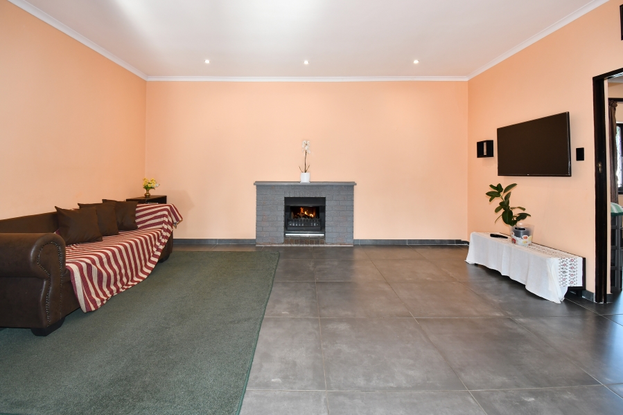 3 Bedroom Property for Sale in Berario Gauteng